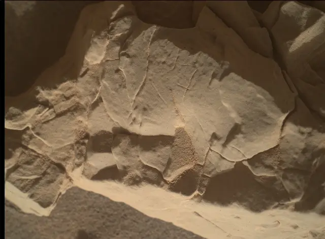 Sol 4577: Mars Hand Lens Imager (MAHLI)
