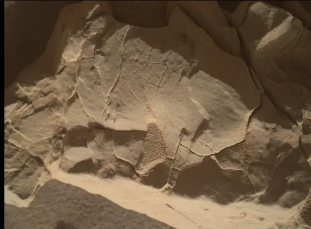 Sol 4577: Mars Hand Lens Imager (MAHLI)