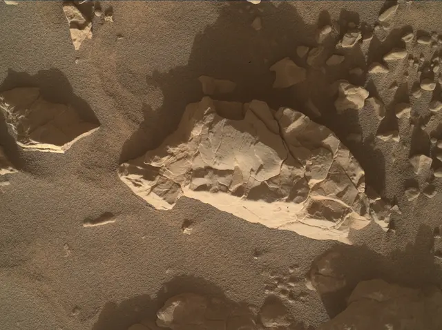 Sol 4577: Mars Hand Lens Imager (MAHLI)