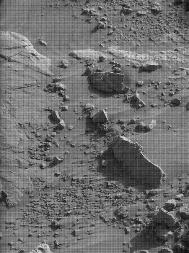 Sol 4578: Mast Camera (Mastcam)