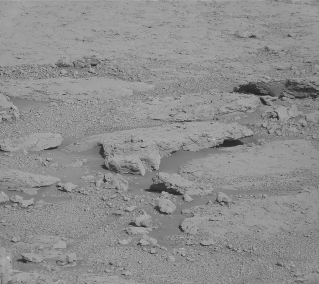 Sol 4578: Mast Camera (Mastcam)