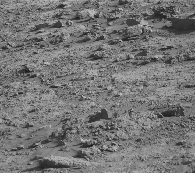 Sol 4578: Mast Camera (Mastcam)