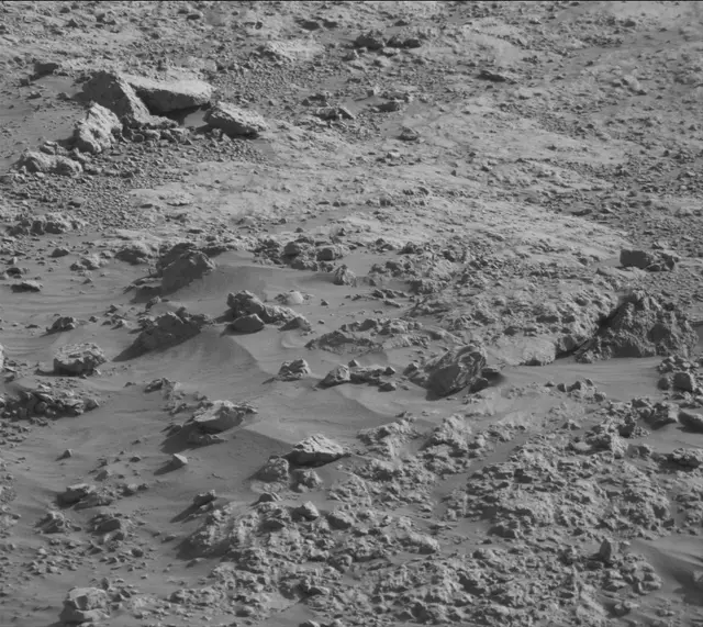Sol 4578: Mast Camera (Mastcam)
