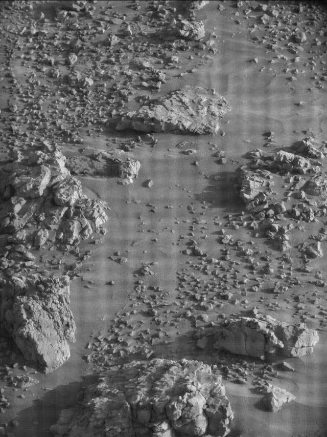 Sol 4582: Mast Camera (Mastcam)
