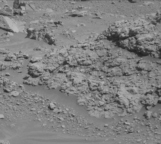 Sol 4582: Mast Camera (Mastcam)
