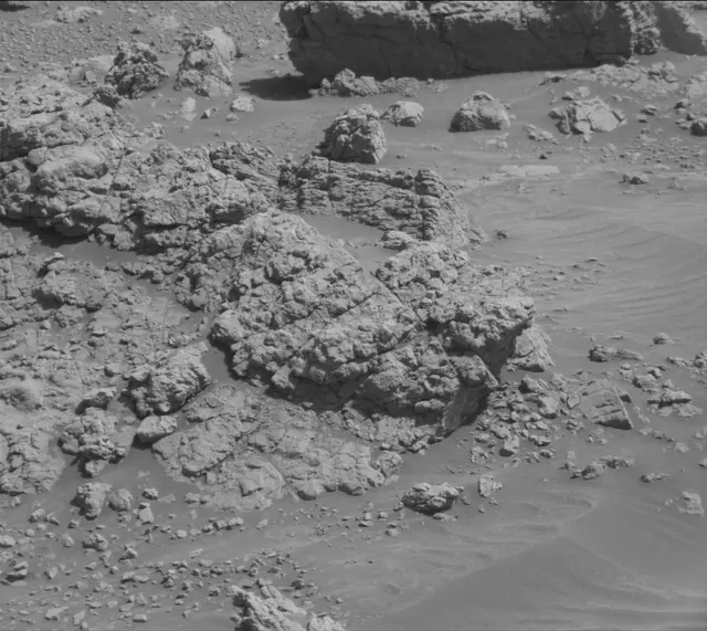 Sol 4582: Mast Camera (Mastcam)