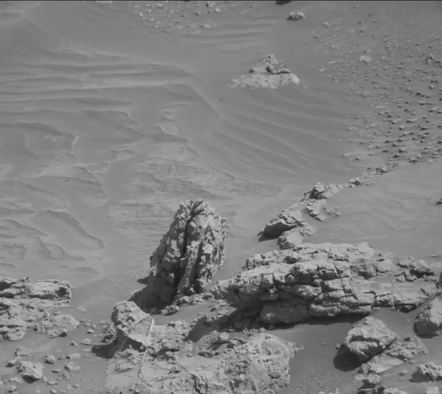 Sol 4582: Mast Camera (Mastcam)