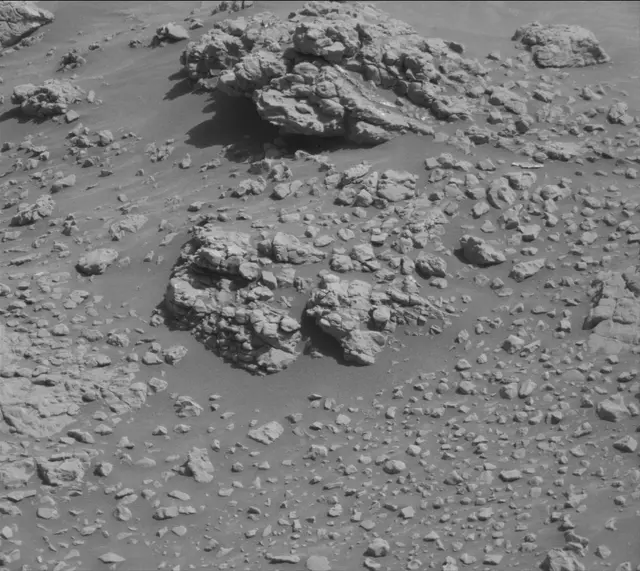 Sol 4582: Mast Camera (Mastcam)