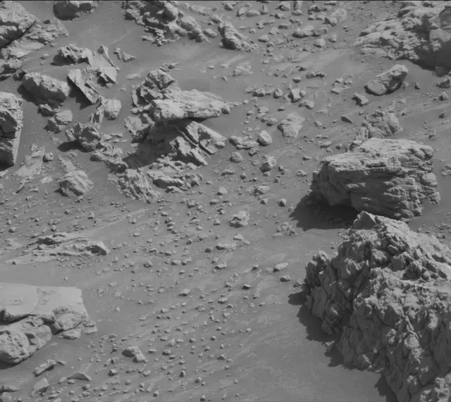 Sol 4582: Mast Camera (Mastcam)