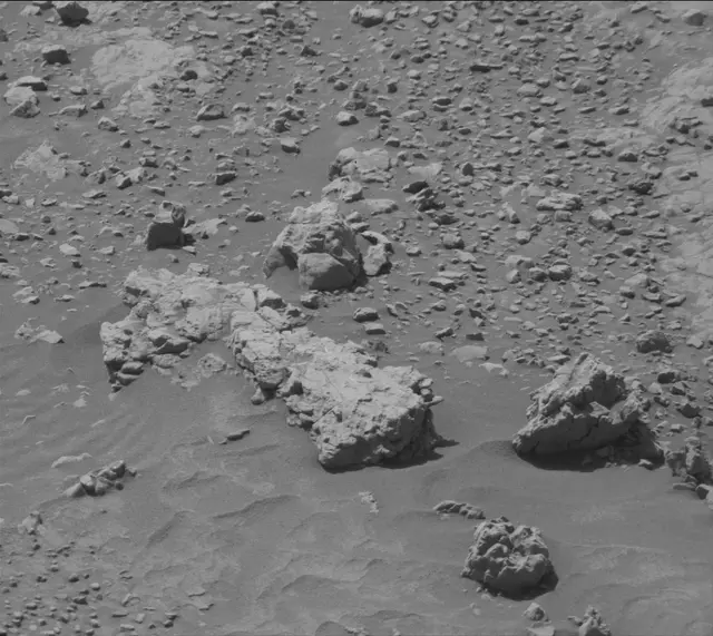Sol 4584: Mast Camera (Mastcam)