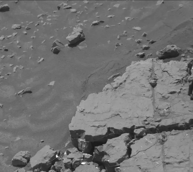 Sol 4584: Mast Camera (Mastcam)