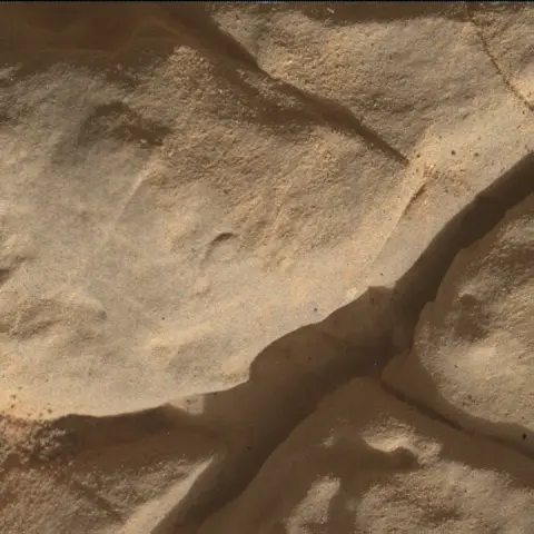 Sol 4584: Mars Hand Lens Imager (MAHLI)