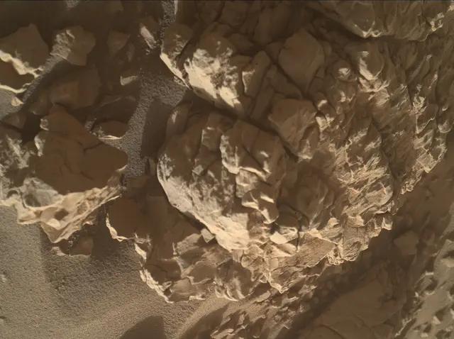 Sol 4584: Mars Hand Lens Imager (MAHLI)