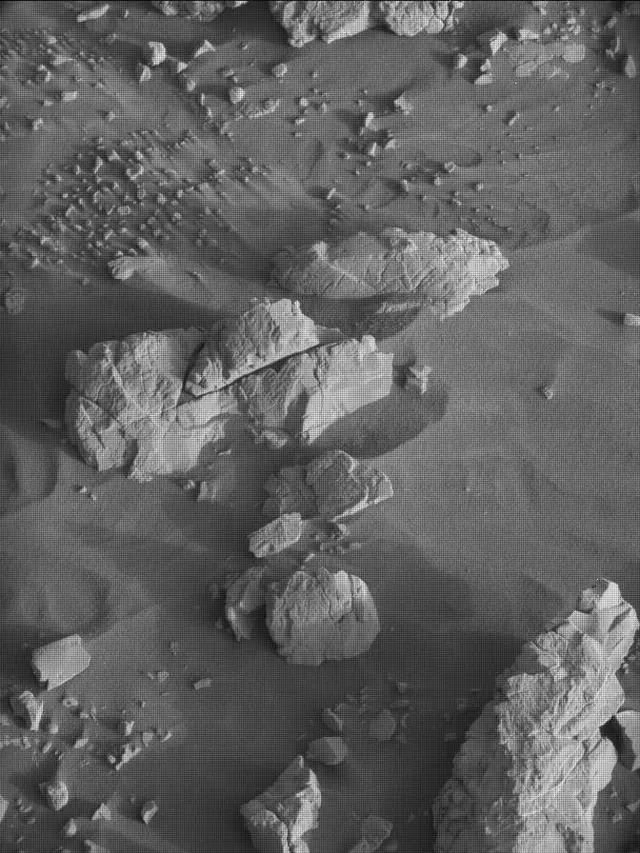 Sol 4585: Mast Camera (Mastcam)