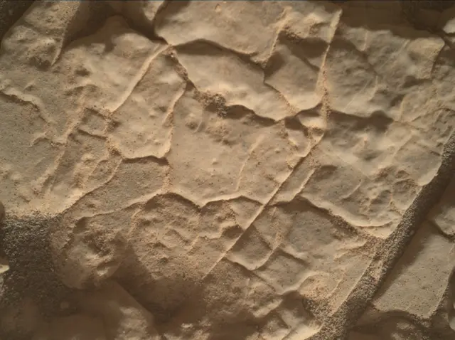 Sol 4586: Mars Hand Lens Imager (MAHLI)