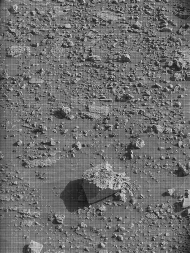 Sol 4587: Mast Camera (Mastcam)