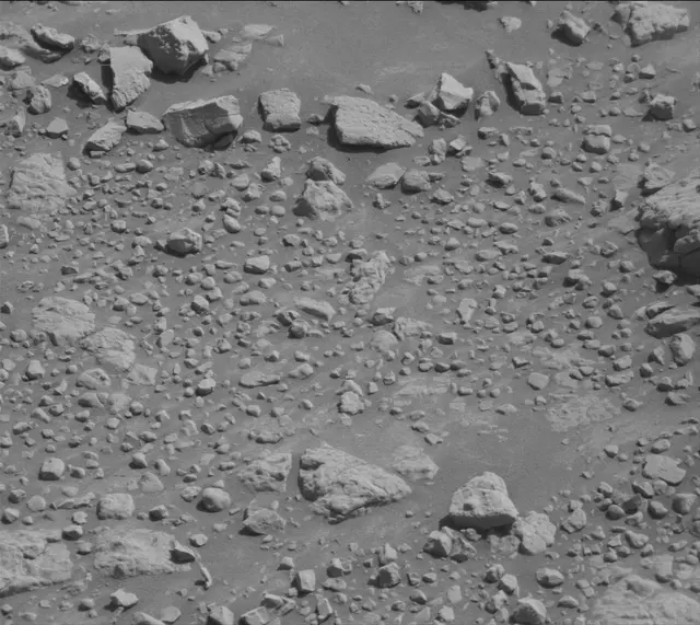 Sol 4587: Mast Camera (Mastcam)