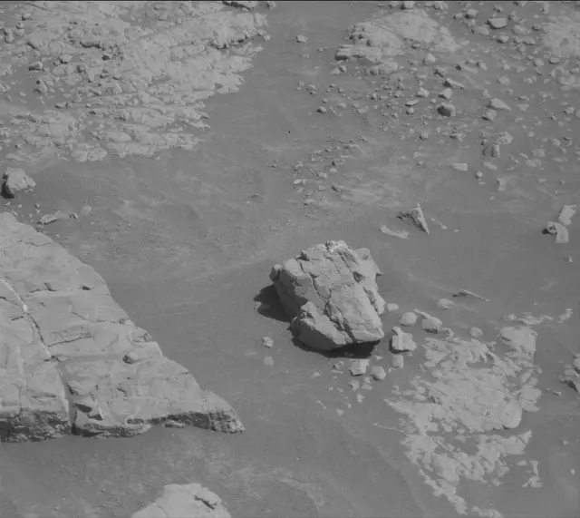 Sol 4587: Mast Camera (Mastcam)