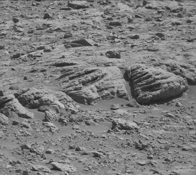 Sol 4588: Mast Camera (Mastcam)