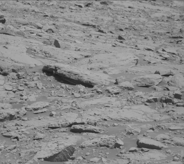 Sol 4588: Mast Camera (Mastcam)