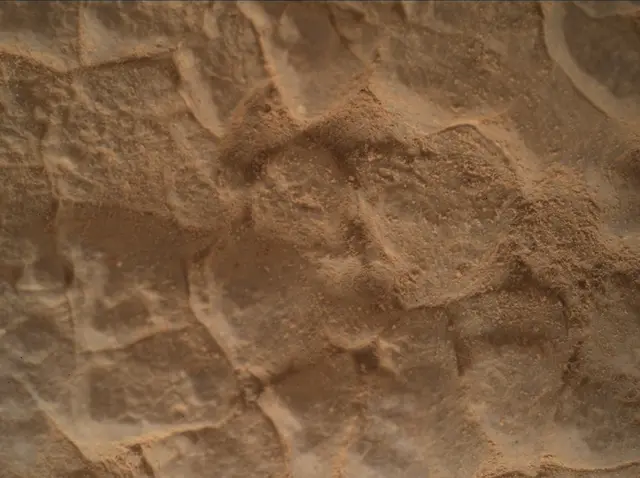 Sol 4588: Mars Hand Lens Imager (MAHLI)