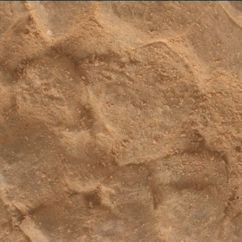 Sol 4588: Mars Hand Lens Imager (MAHLI)