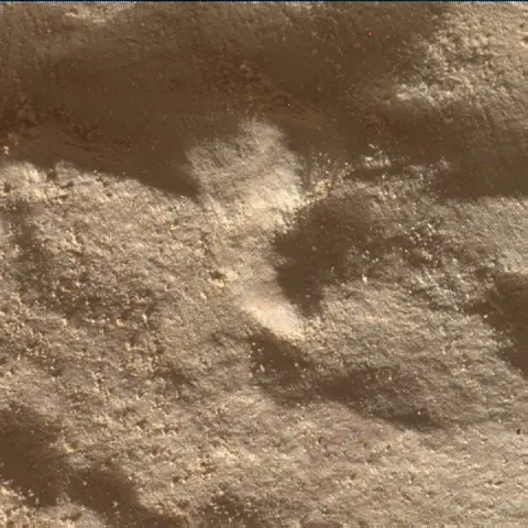 Sol 4590: Mars Hand Lens Imager (MAHLI)