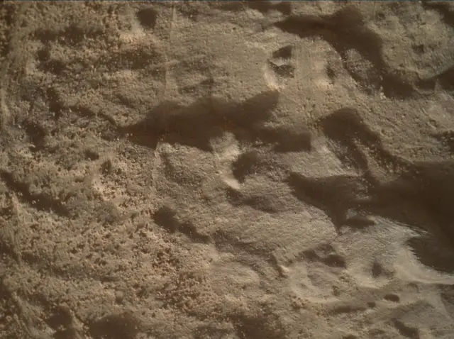 Sol 4590: Mars Hand Lens Imager (MAHLI)