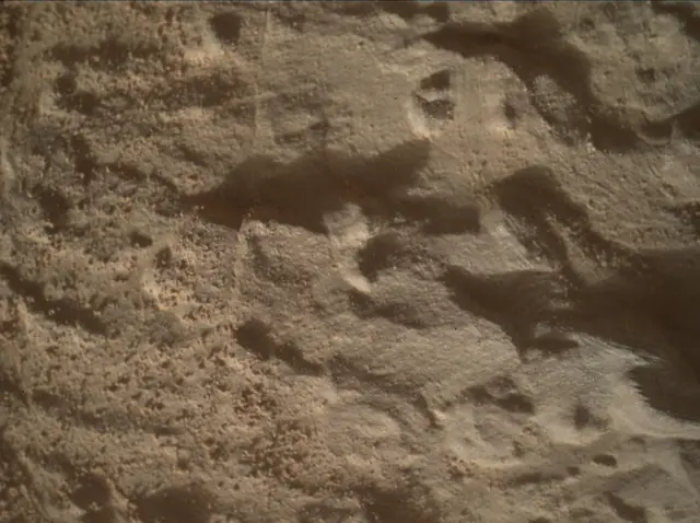 Sol 4590: Mars Hand Lens Imager (MAHLI)