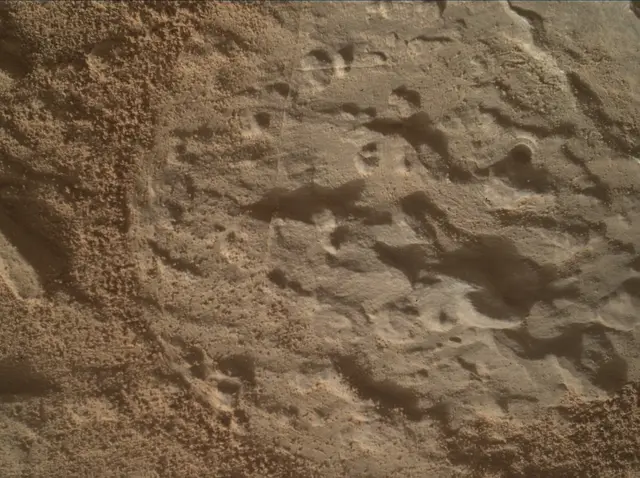 Sol 4590: Mars Hand Lens Imager (MAHLI)