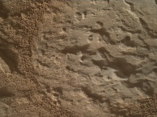 Sol 4590: Mars Hand Lens Imager (MAHLI)