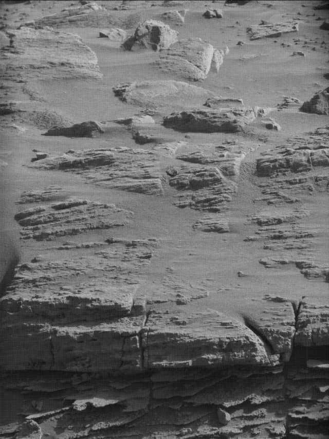 Sol 4591: Mast Camera (Mastcam)