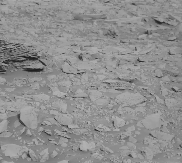 Sol 4591: Mast Camera (Mastcam)