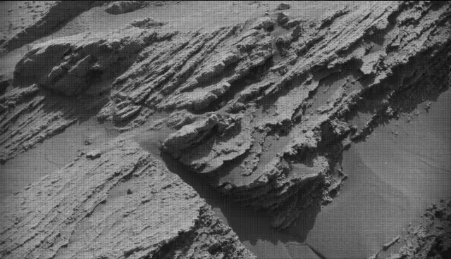 Sol 4593: Mast Camera (Mastcam)