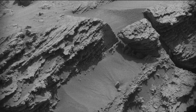 Sol 4593: Mast Camera (Mastcam)