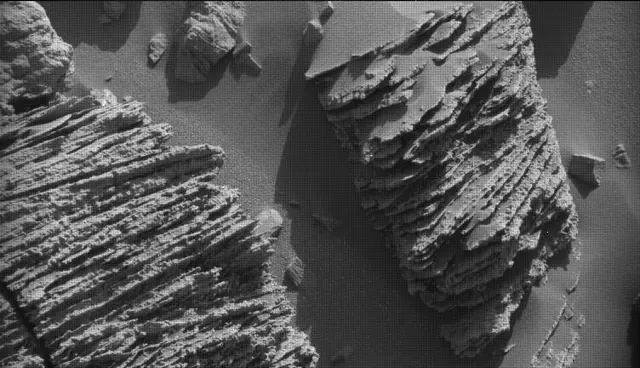 Sol 4593: Mast Camera (Mastcam)
