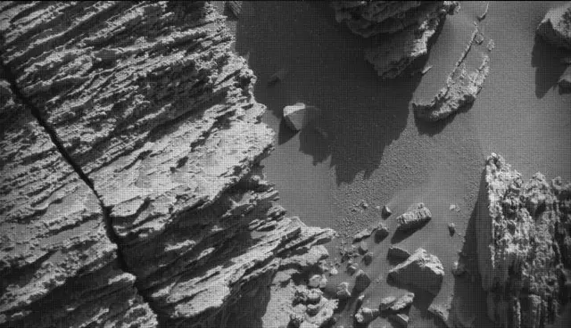 Sol 4593: Mast Camera (Mastcam)