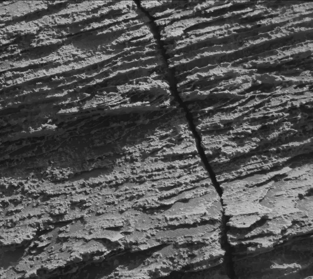 Sol 4593: Mast Camera (Mastcam)