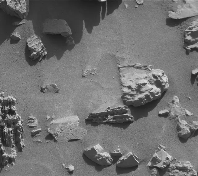 Sol 4593: Mast Camera (Mastcam)