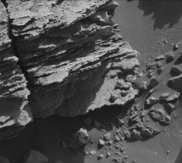 Sol 4593: Mast Camera (Mastcam)