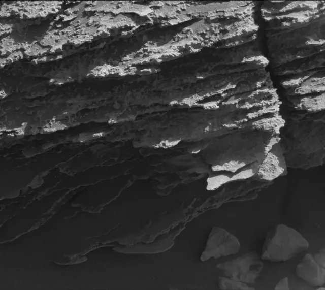 Sol 4593: Mast Camera (Mastcam)