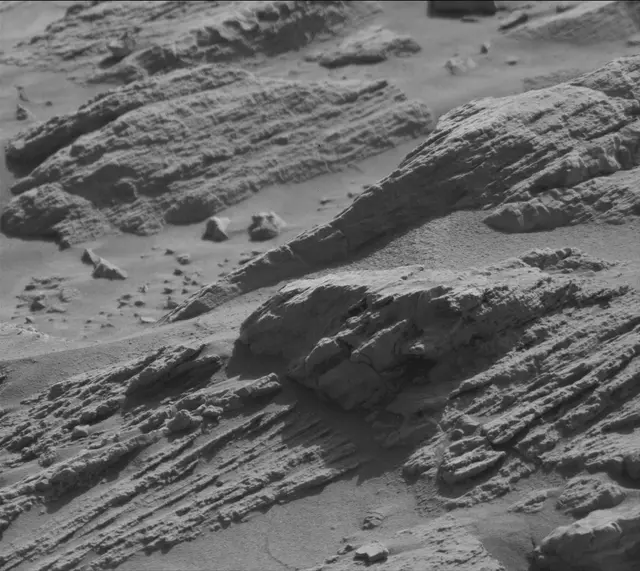 Sol 4593: Mast Camera (Mastcam)