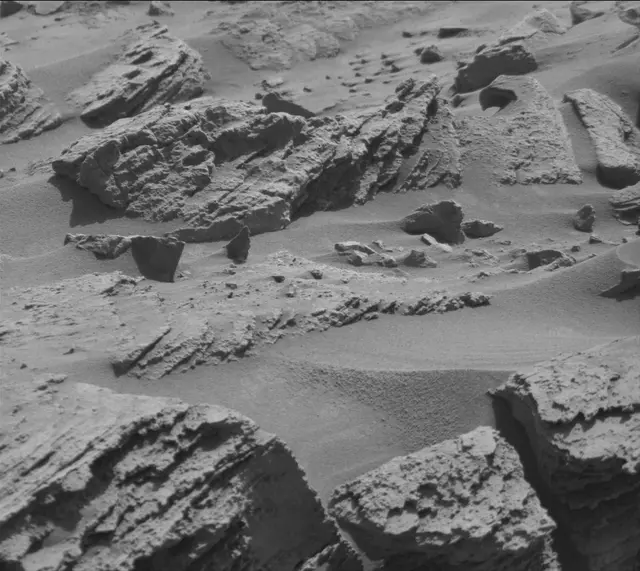 Sol 4593: Mast Camera (Mastcam)