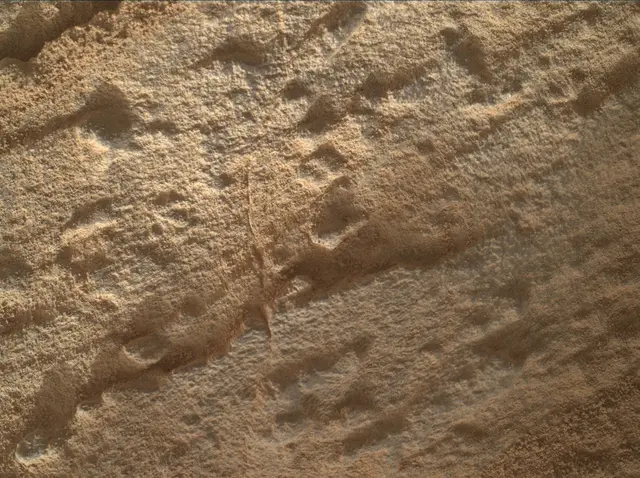 Sol 4593: Mars Hand Lens Imager (MAHLI)