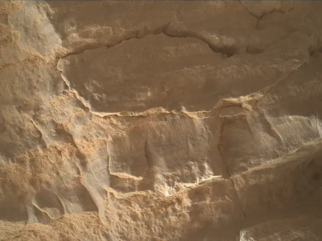 Sol 4593: Mars Hand Lens Imager (MAHLI)