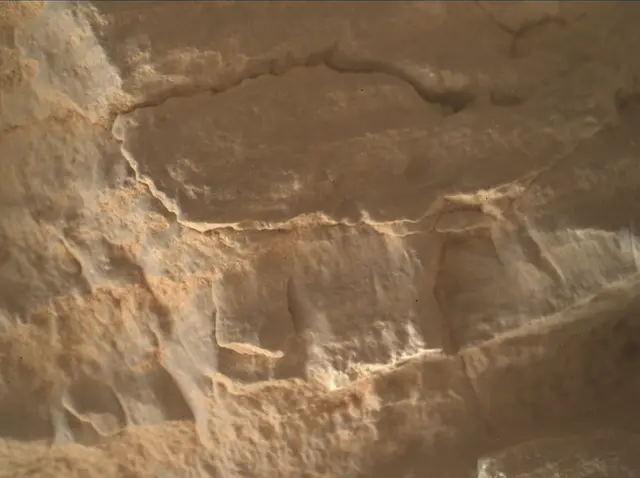 Sol 4593: Mars Hand Lens Imager (MAHLI)