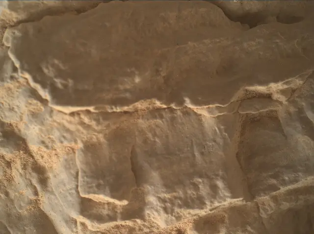 Sol 4593: Mars Hand Lens Imager (MAHLI)