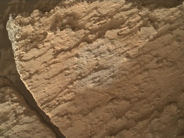 Sol 4593: Mars Hand Lens Imager (MAHLI)