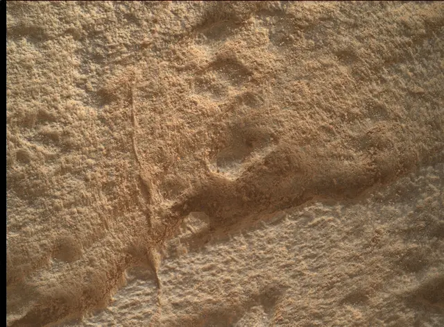 Sol 4593: Mars Hand Lens Imager (MAHLI)