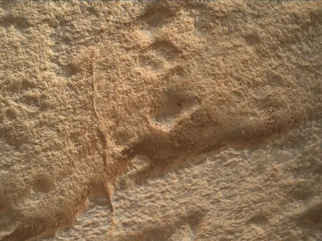 Sol 4593: Mars Hand Lens Imager (MAHLI)